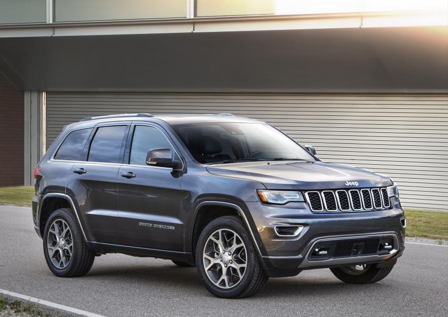 Jeep Grand Cherokee Sterling Edition (WK2) 2017 года  (фото 6 из 6)